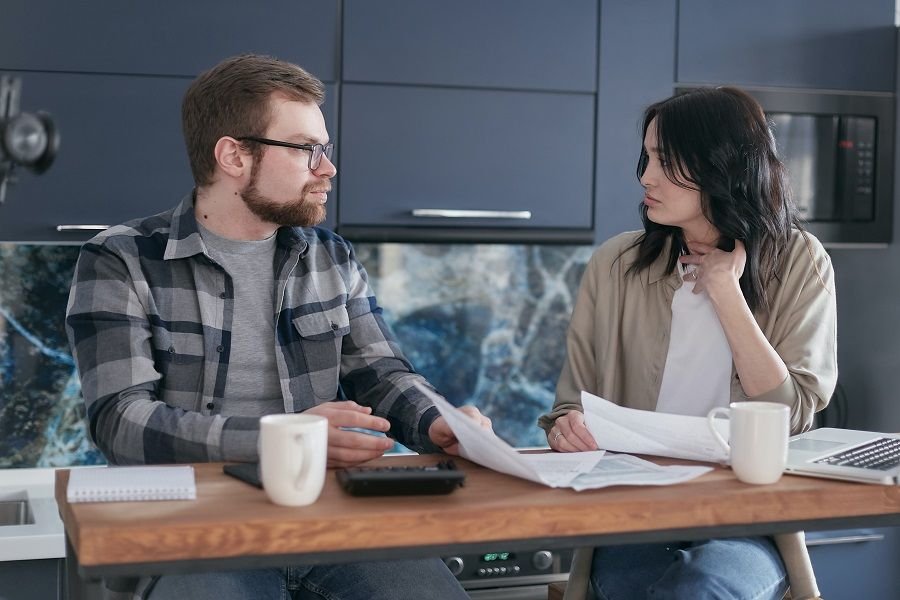 The Importance of Discussing Finances with Your Spouse